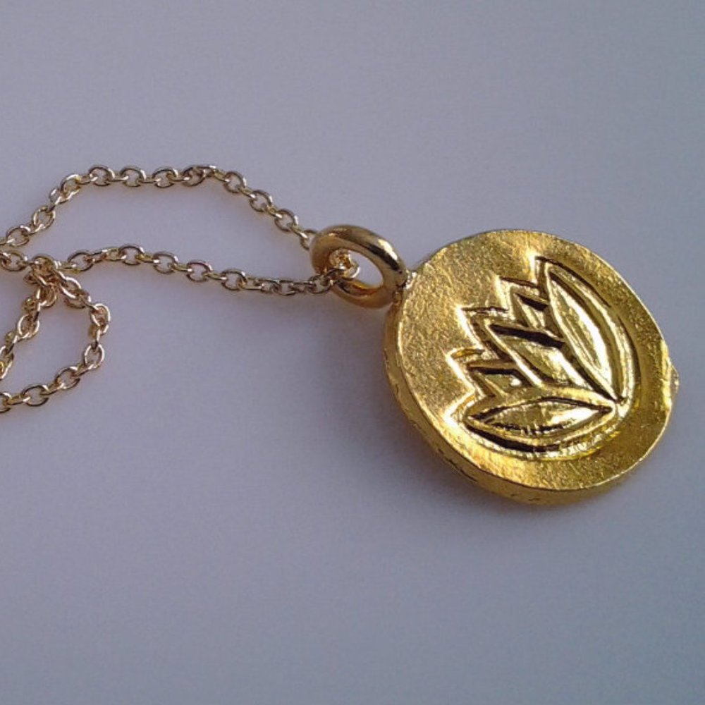 VERMEILE LOTUS - Picture 3 of 5